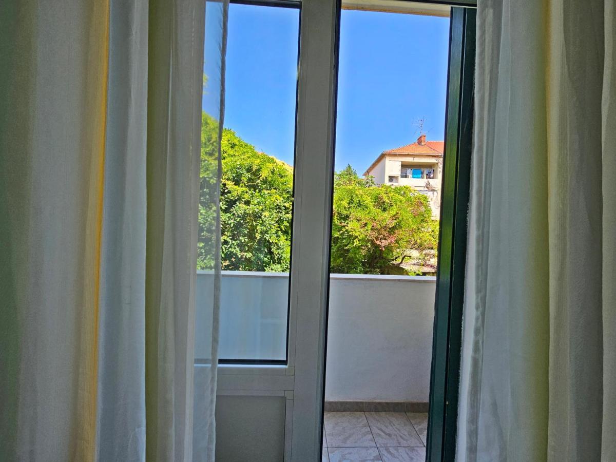 Apartment Nina Marie สปลิท ภายนอก รูปภาพ